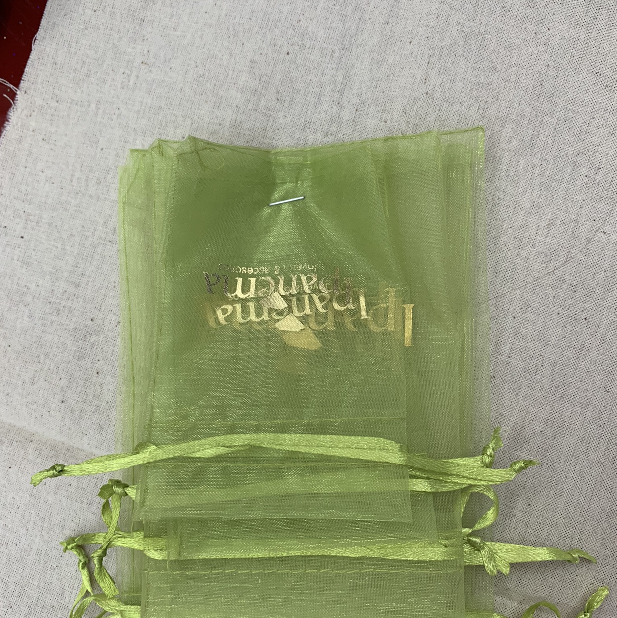 Customized gold-embossed bags, drawstring bags, gauze bags, jewelry bags Specification image