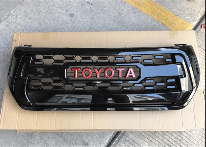 2018+Hilux Rocco Front Grille （ROCO03）