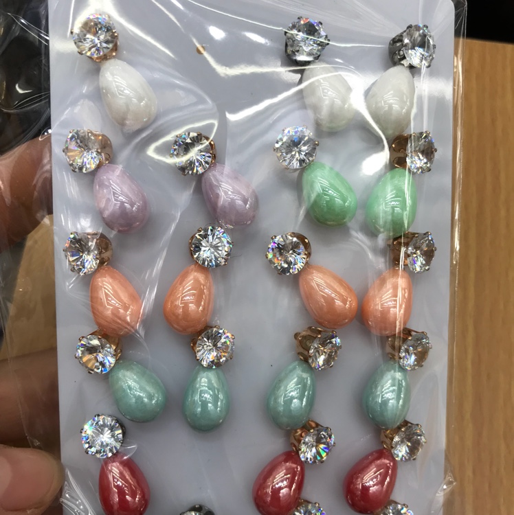 Zircon + droplet imitation shellfish pearl thumbnail