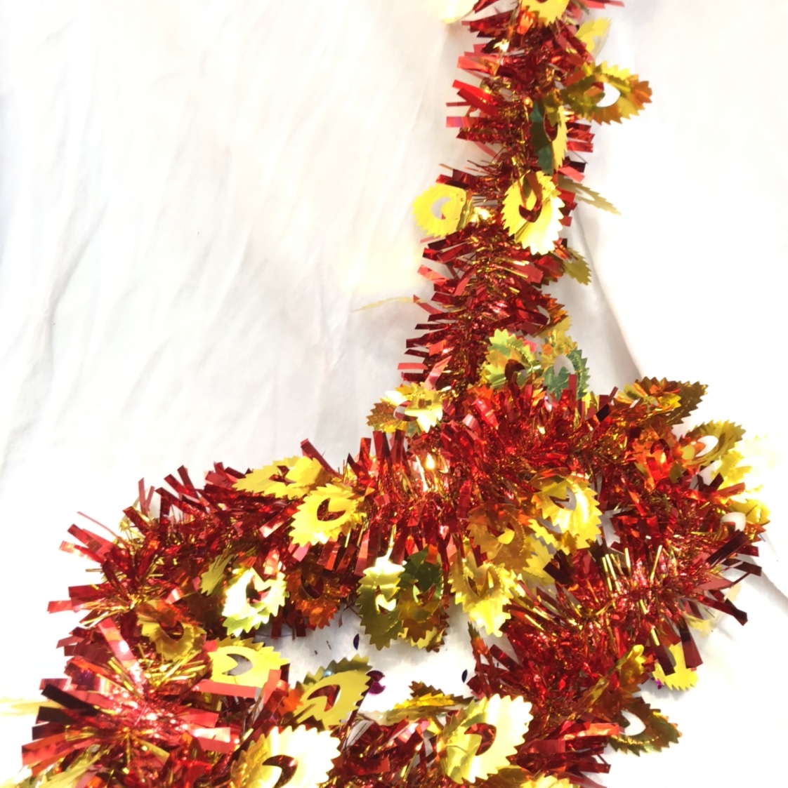 圣诞装饰彩条茜草