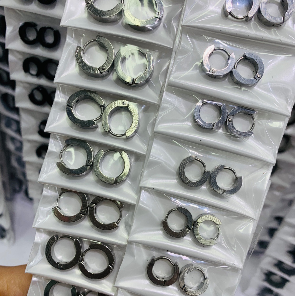 Ear Buckle Steel Color