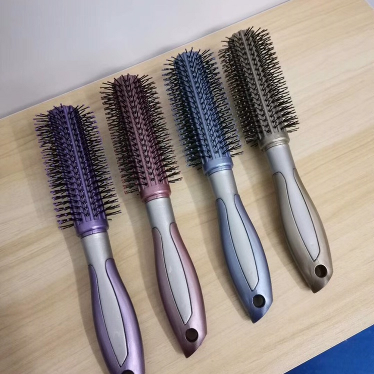 A variety of different massage combs and curling wooden combs Item Picture