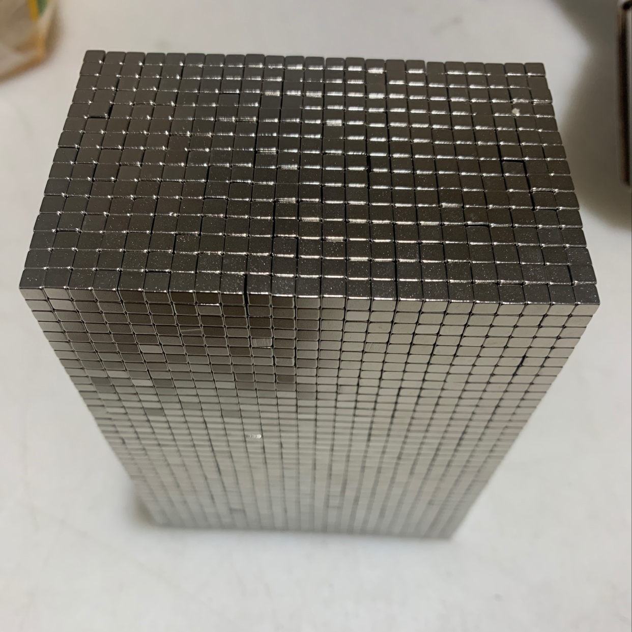 钕铁硼强磁 小方块 4MM*4MM产品图