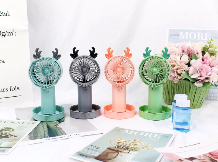 The 2020 Douyin hit Cartoon antler dual-purpose bubble fan
