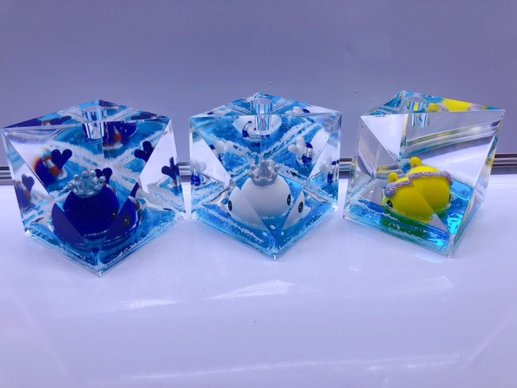 Acrylic oil whale series pen inserts