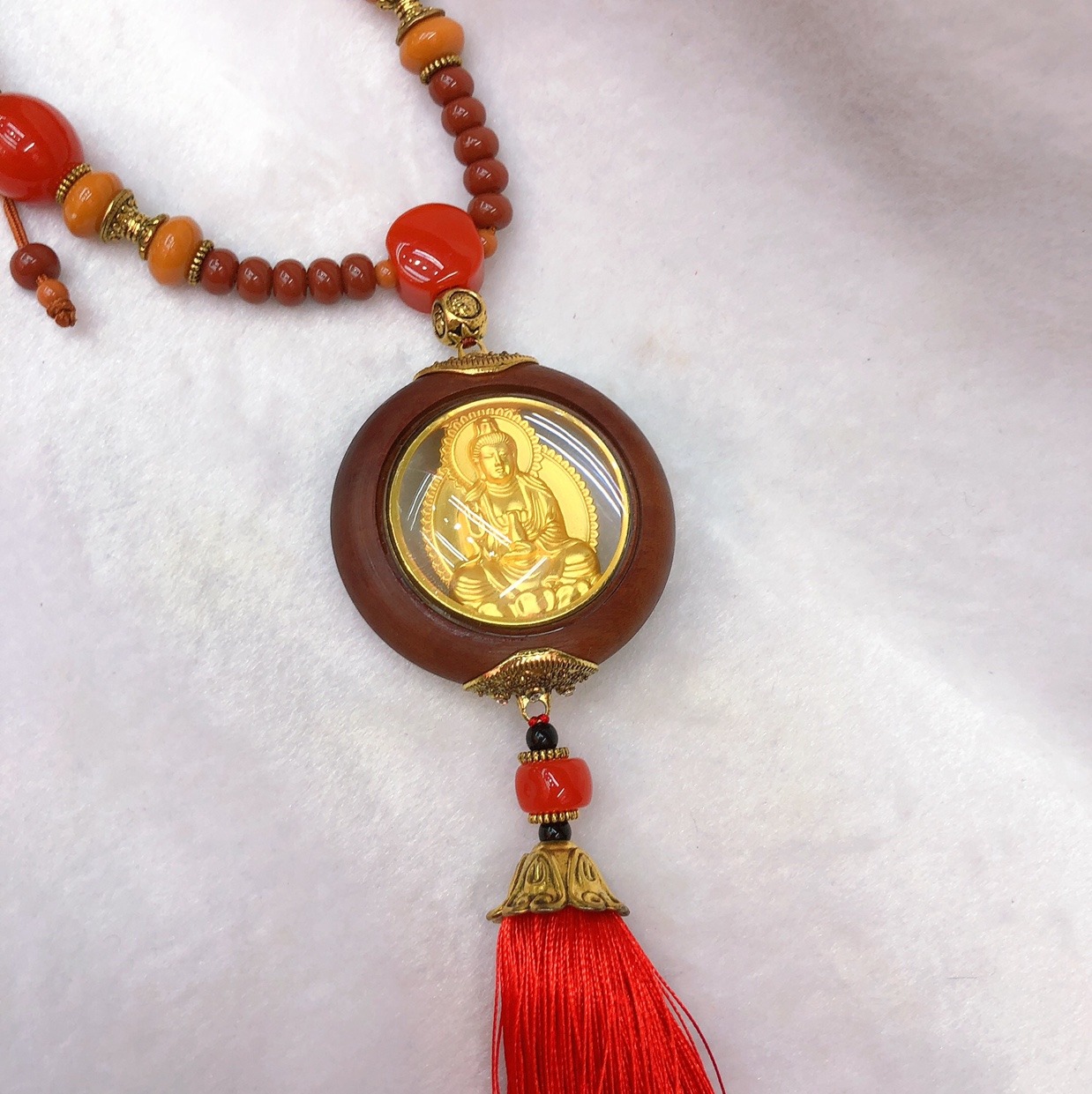 Creative beaded rosewood alloy Bao Ping Guanyin pendant.