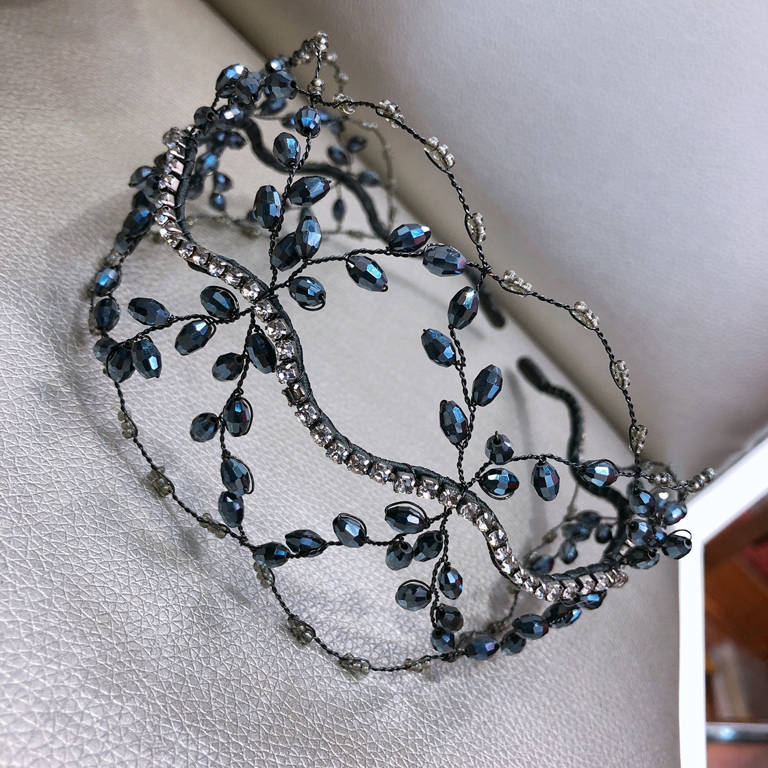 Hair Accessories And Scrunchies Are Popular