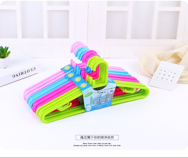 Lt-1010 dry and wet plastic coat hangers are simple and seamless thumbnail