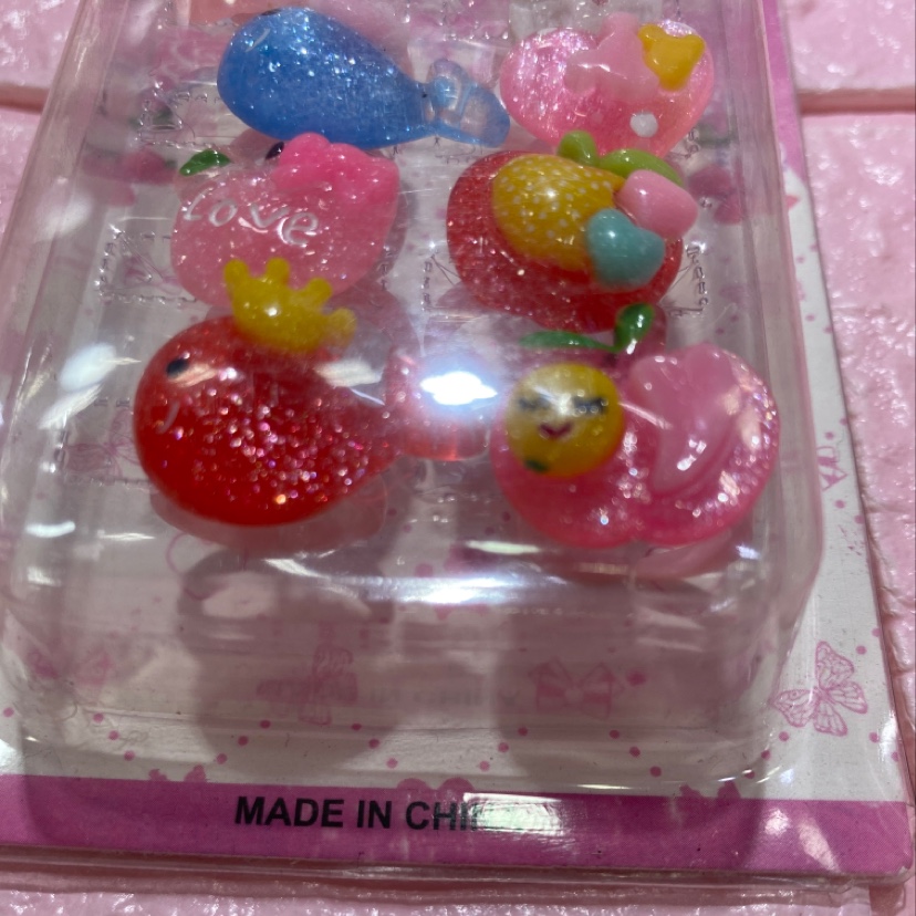 Eight rings for children details Picture