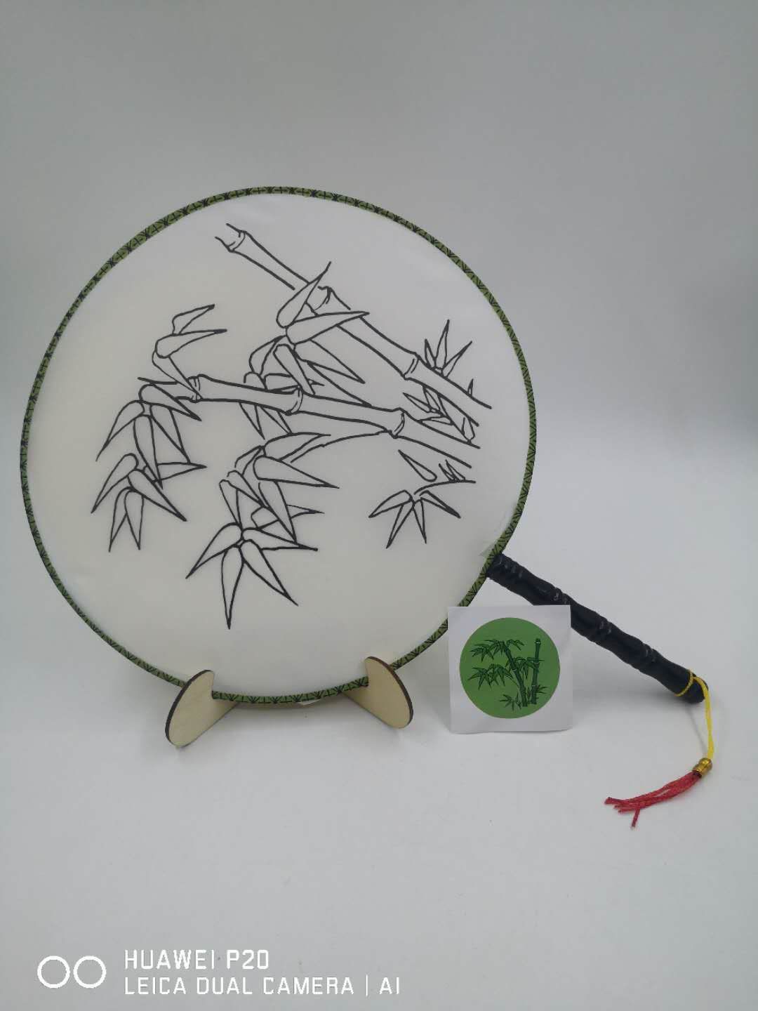 动漫宫扇，儿童画，动漫人物画产品图