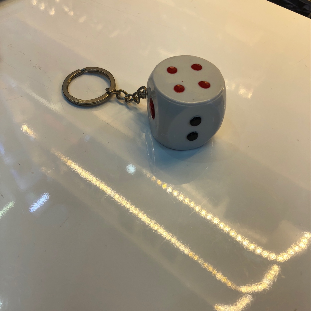 触电骰子，带激光，带白灯