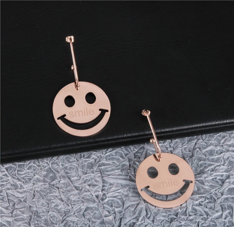 Korean version of joker titanium steel earrings geometric face thin earrings web celebrity individual exaggerated earrings female spot thumbnail