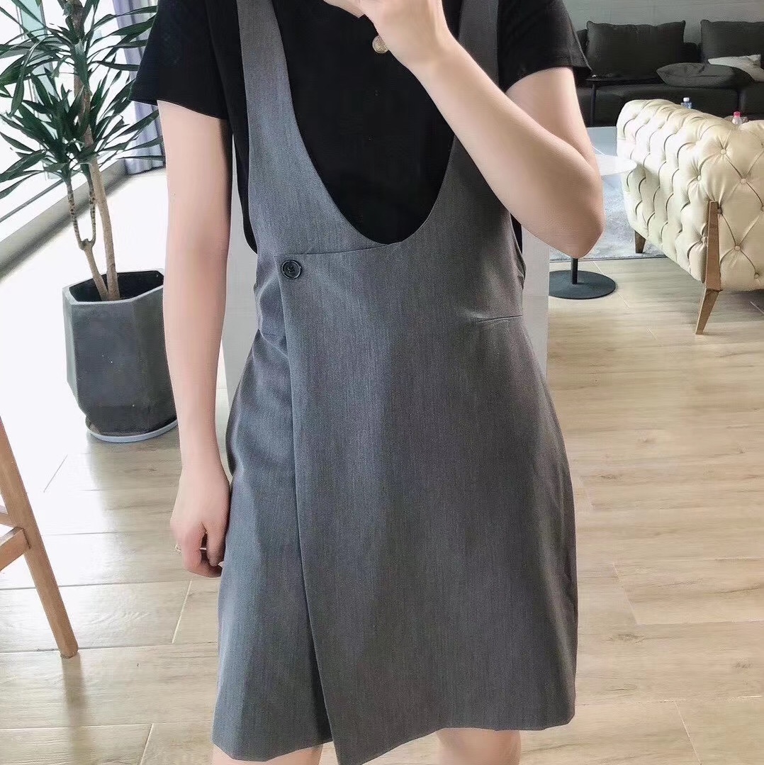 女式灰色背带裙细节图