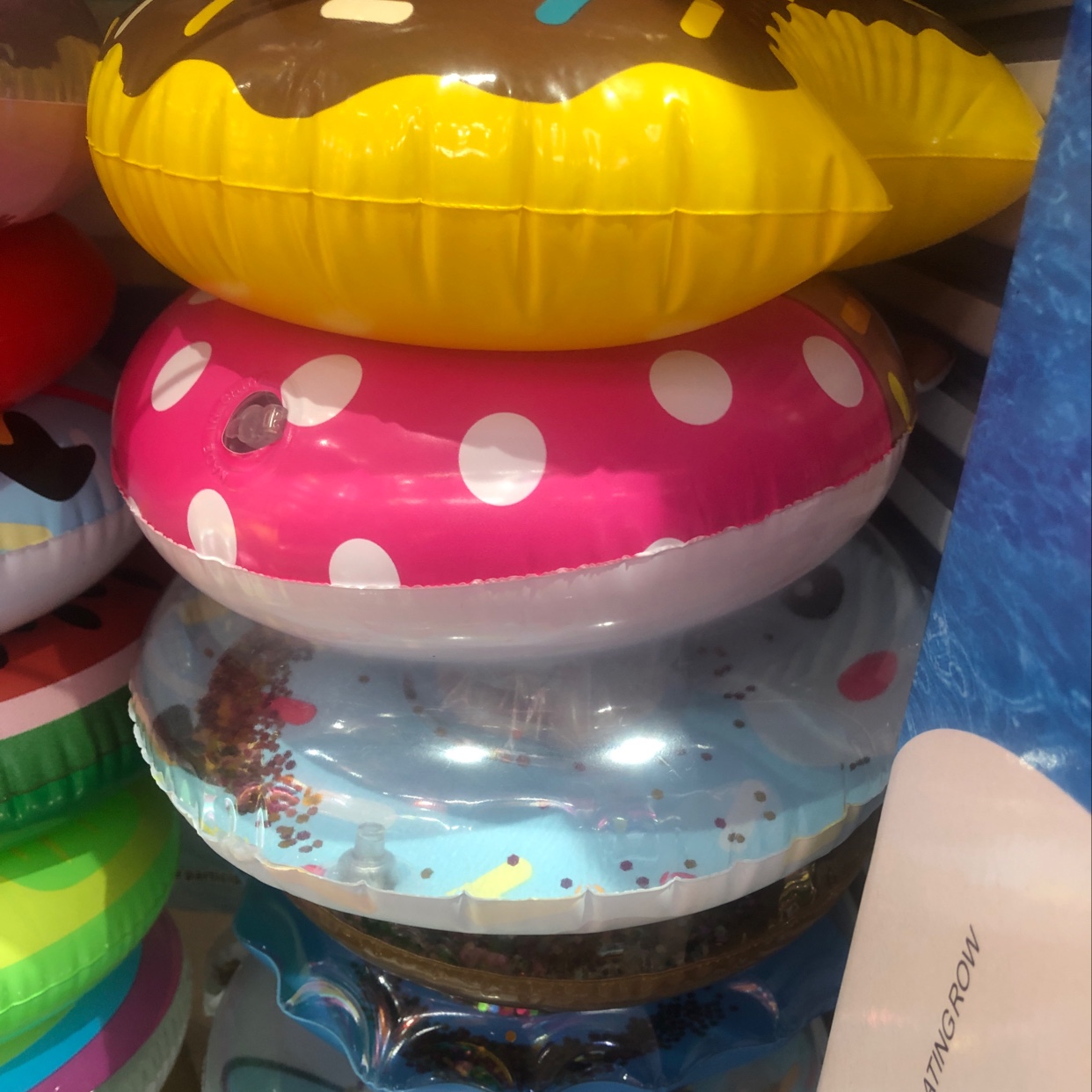 Inflatable Pvc Watermelon Pineapple Flamingo Donut Cup Holder details Picture