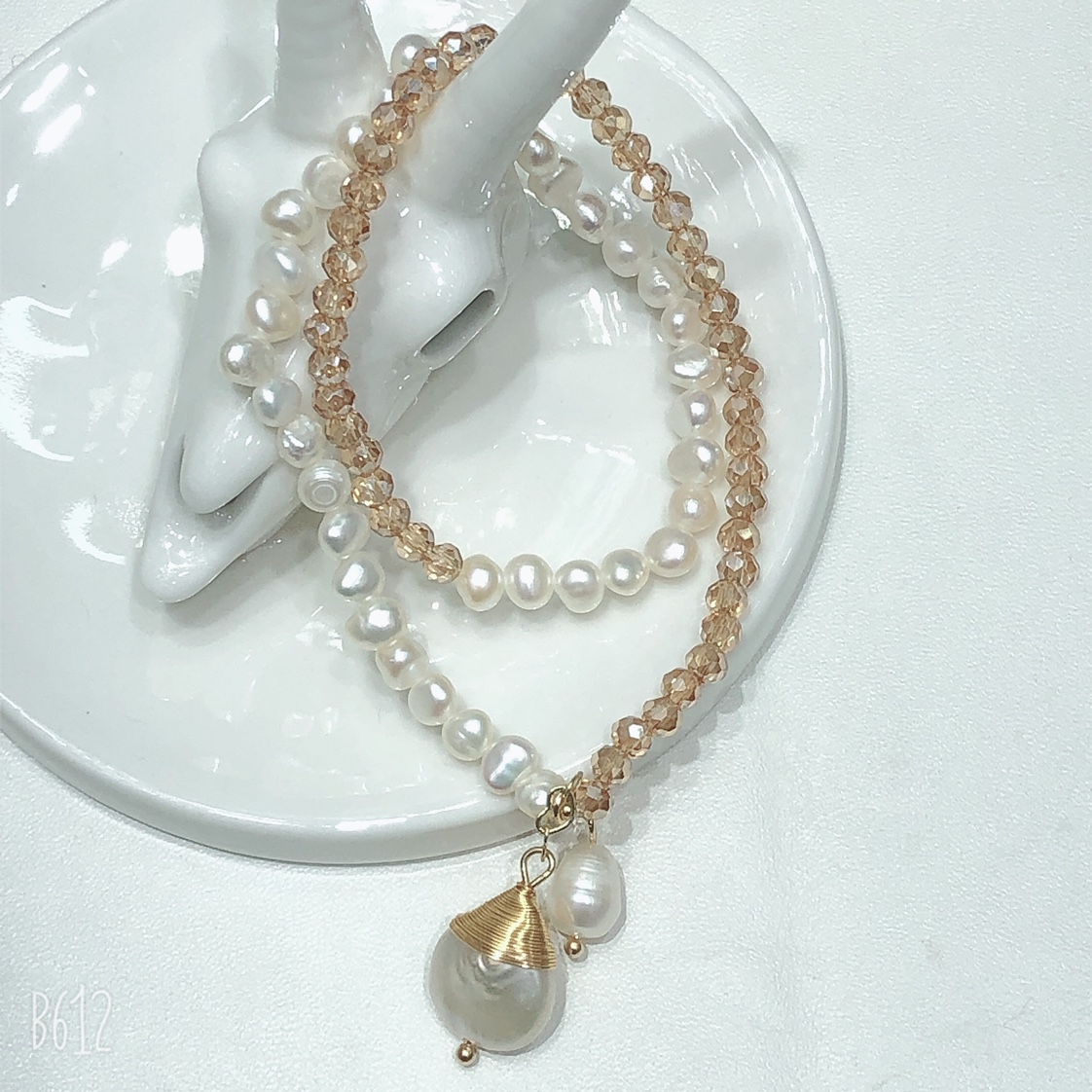 خفيفة المياه العذبة الرائعة عن اللؤلؤ, سلسلة اليد الأصلي ➕ الكريستال سوار Item Picture