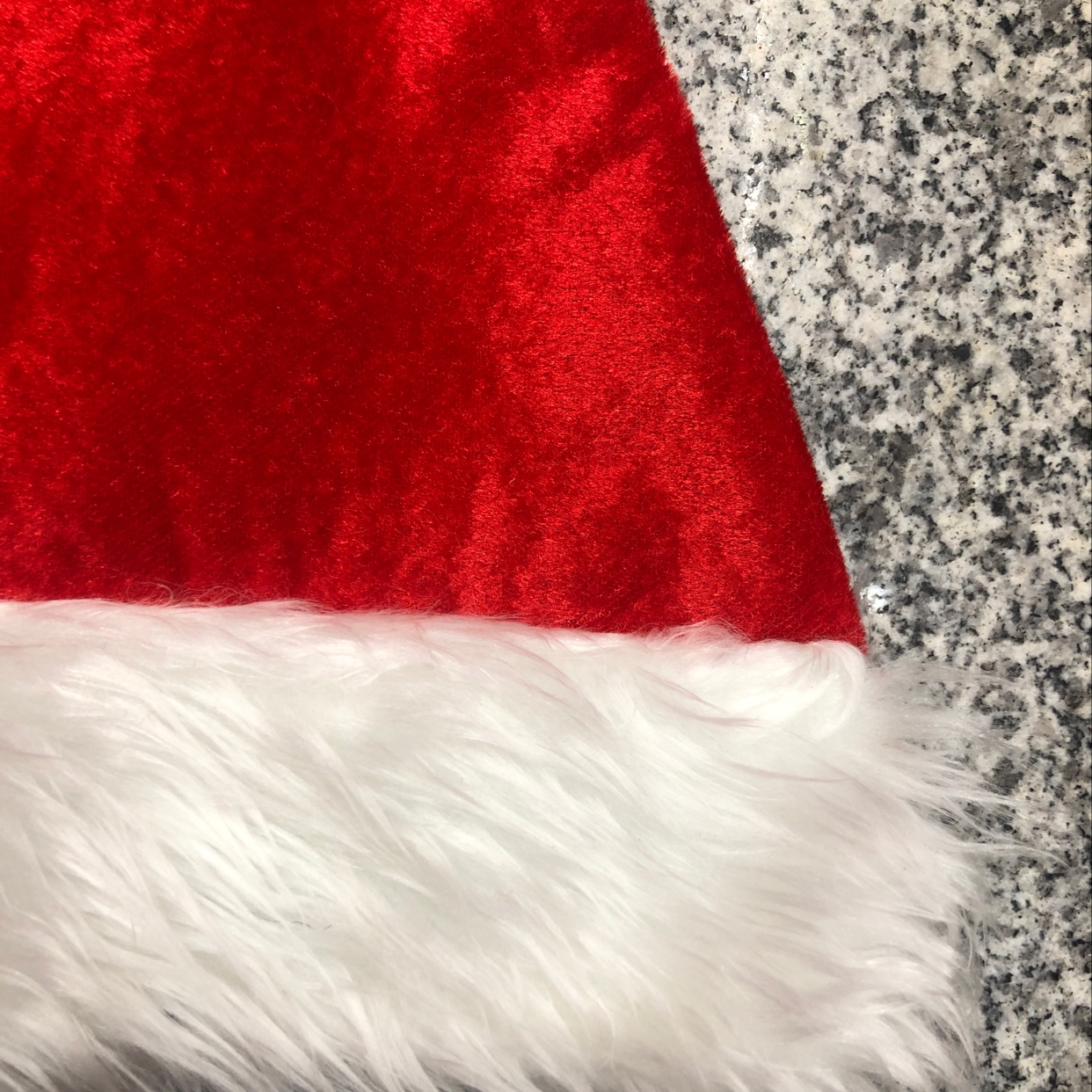 Double velvet Christmas hat with long fur brim Specification drawing
