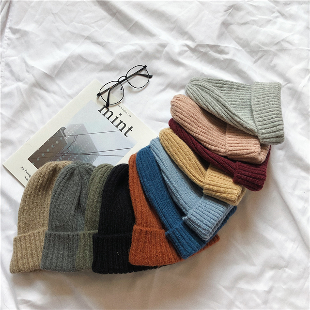 White Soft Waxy Woolen Pure Color Pointed Woolen Hat Children Autumn And Winter Warm Casual Hem Chic Style Knit Hat Man full figure
