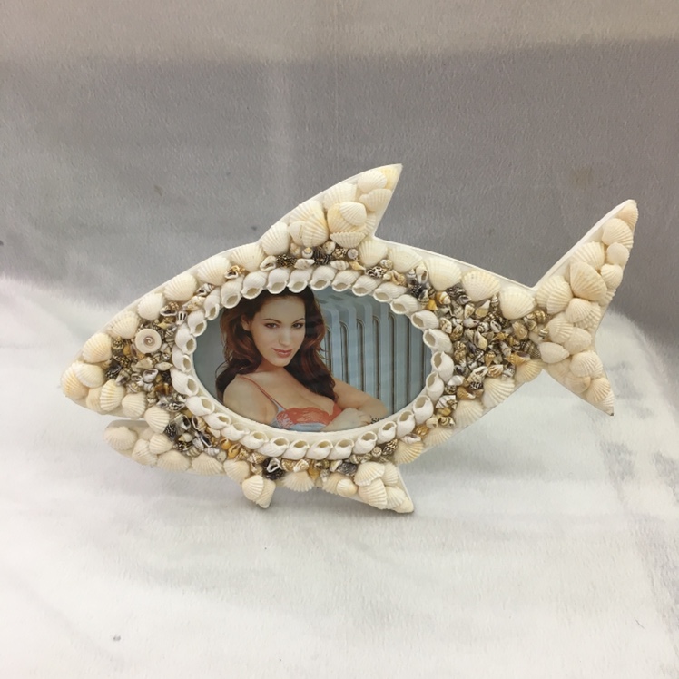 丽飞工艺创意家居工艺品摆件年年有鱼小相框天然贝壳相框1