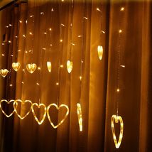 跨境转供爱心窗帘灯LED小彩串灯圣诞节婚庆ins网红直播装饰
