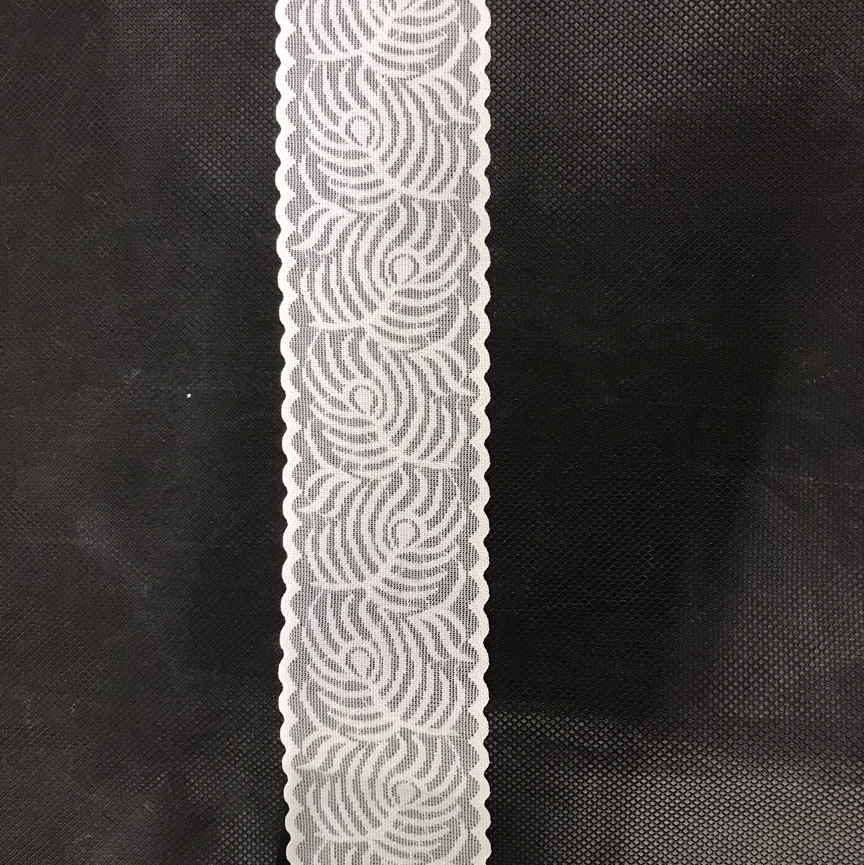It has an A lace