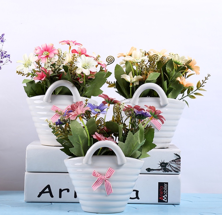 Cesta colgante cerámica grande con pequeñas flores Specification image
