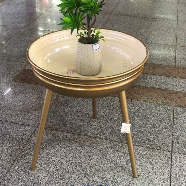 小桌子
