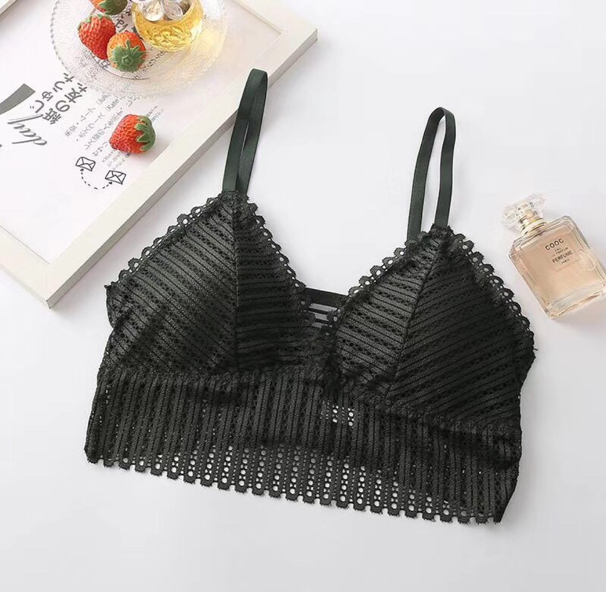 Sexy lace lace-up with enlarged rear buttons for women's innermost bras undefined