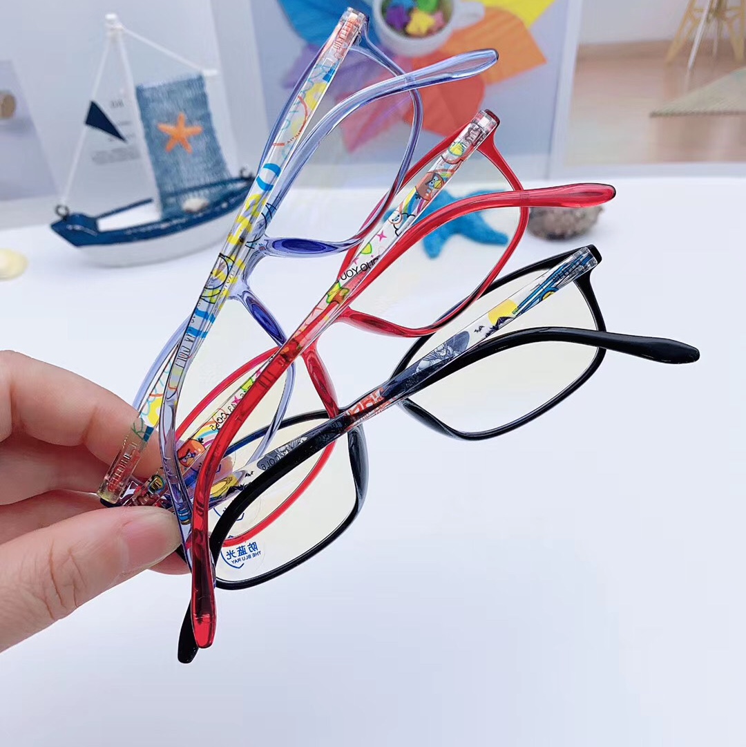 儿童框架镜实物图