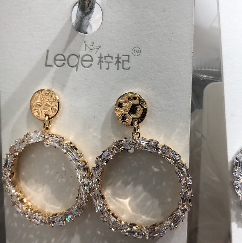 Geometric diamond earrings New Year's fashion glitter earrings high-end temperament diamond drop earrings women thumbnail