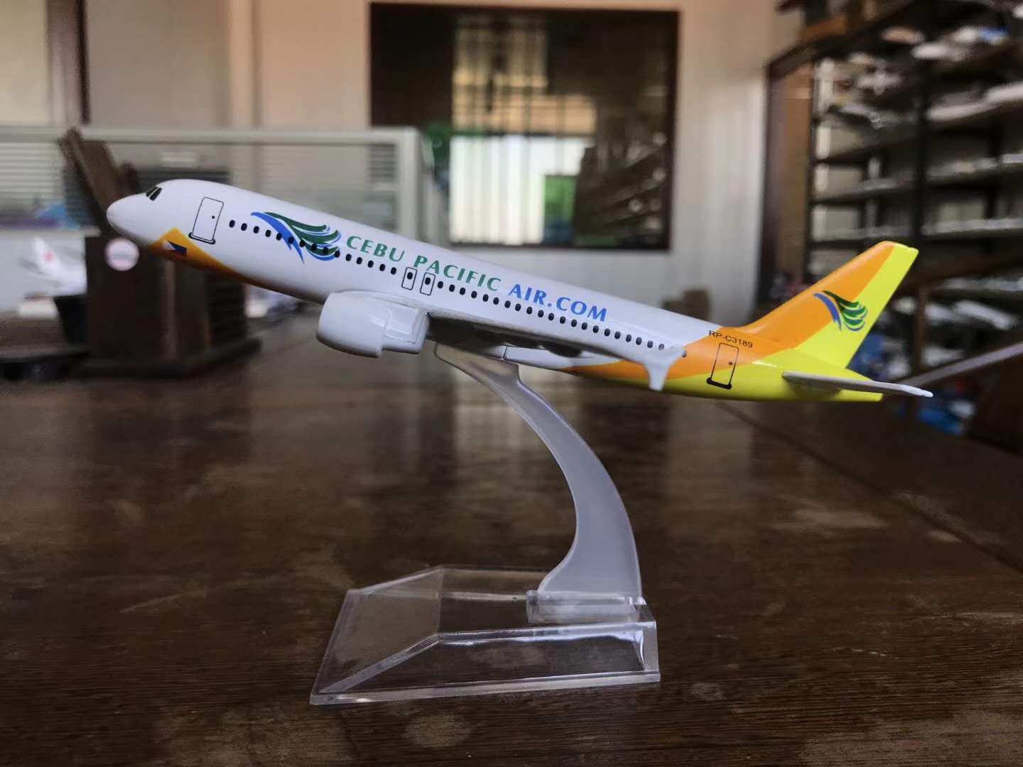 飞机模型（A320菲律宾宿务航空）合金飞机模型 仿真飞机模型