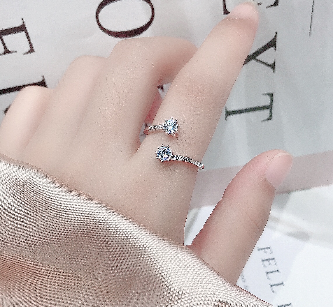 A popular Douyin ring with a female opening, a trendy Japanese and Korean personality. A cool Douyin ring with a grand index finger, a student ring Specification image