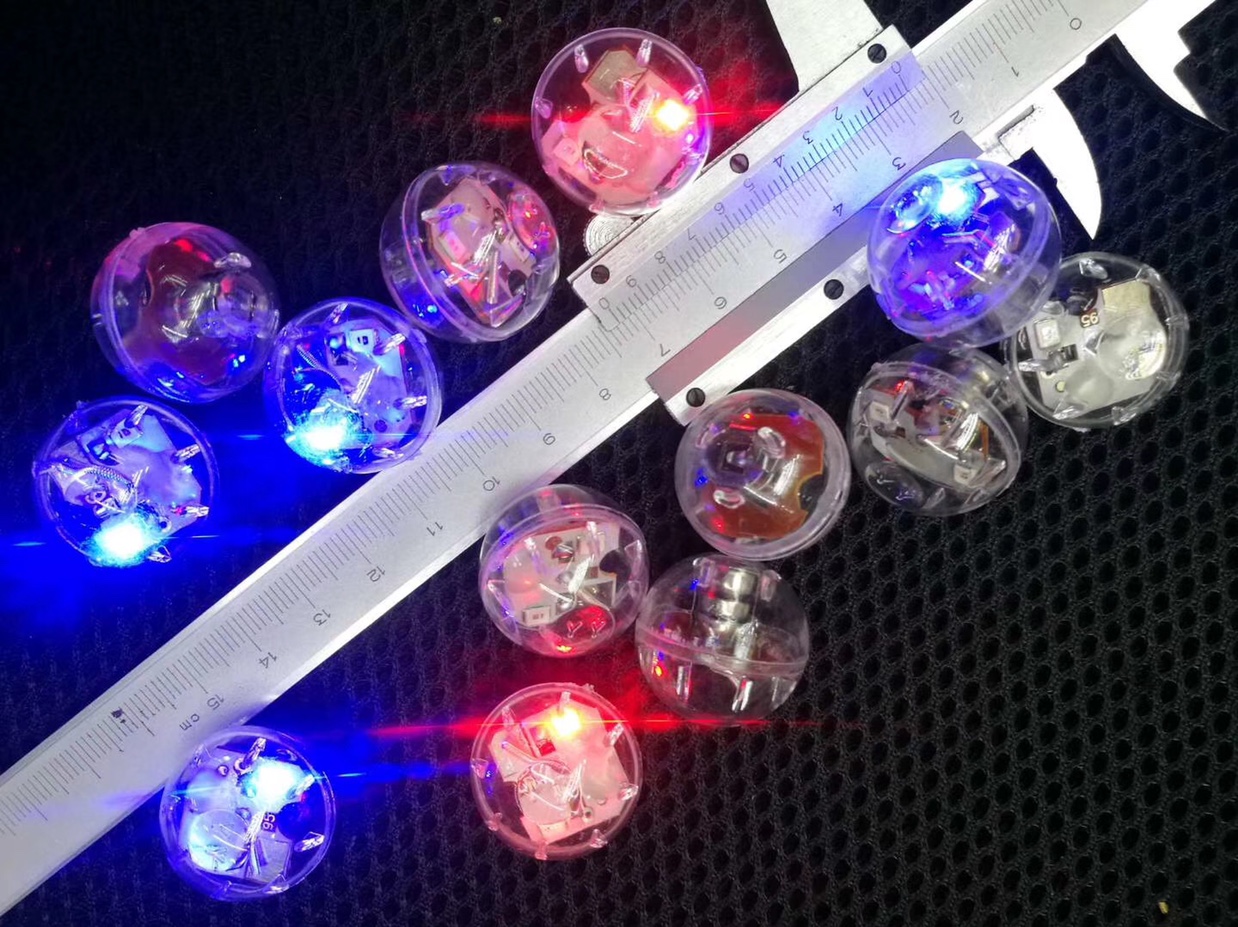 Red and blue vibrating lamps