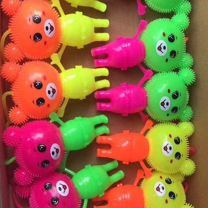 大熊头娃娃，带绳子带叫带闪光