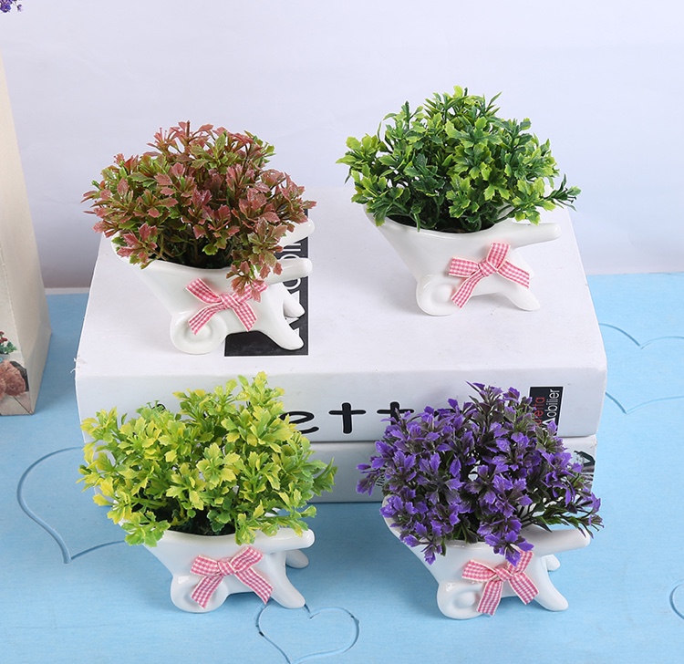 عربة خشبية صغيرة من طراز AB4071-5 تحتوي على عشب اصطناعي مزخرفة بحشب اصطناعي Specification image