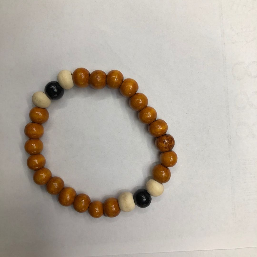 Wooden bead bracelet 8 thumbnail