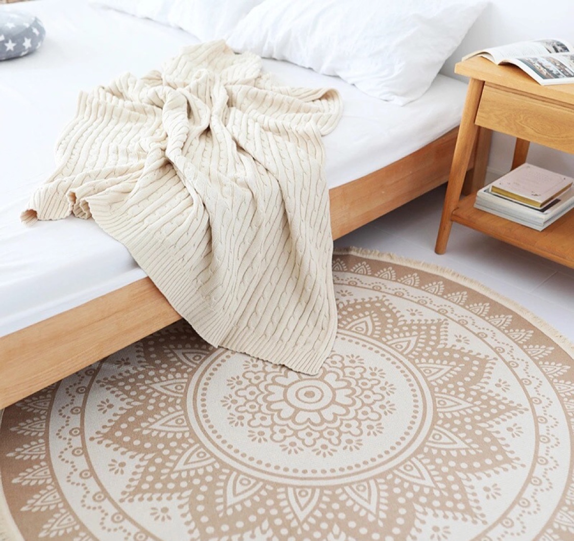 名杨织秀圆形棉线编织家用地垫客厅卧室床边地毯北欧简约百搭地垫白底实物图