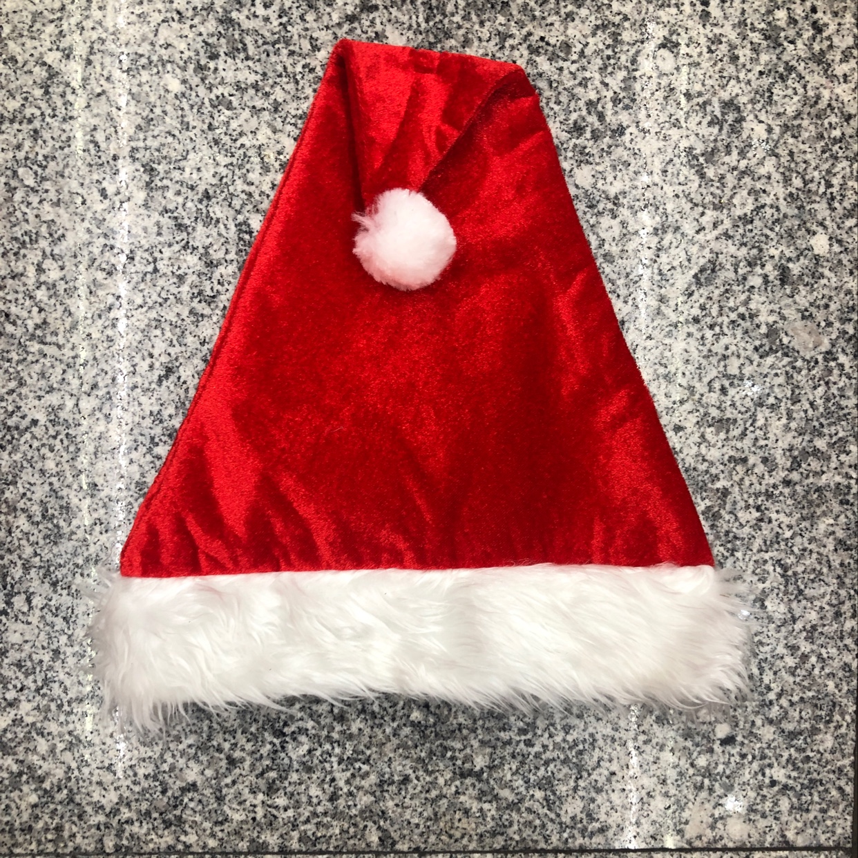 Double velvet Christmas hat with long fur brim details Picture