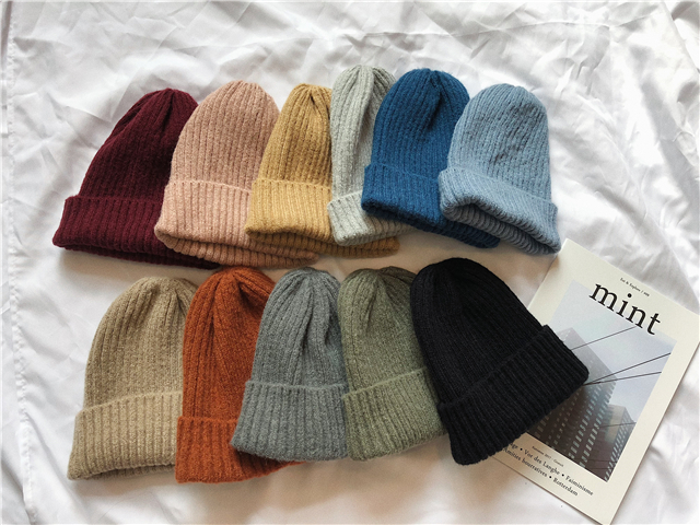 White Soft Waxy Woolen Pure Color Pointed Woolen Hat Children Autumn And Winter Warm Casual Hem Chic Style Knit Hat Man details Picture