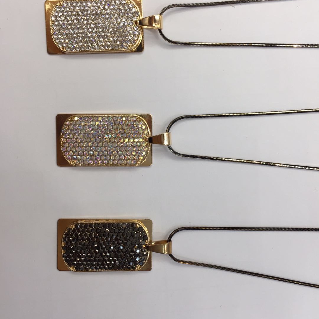 The necklace thumbnail