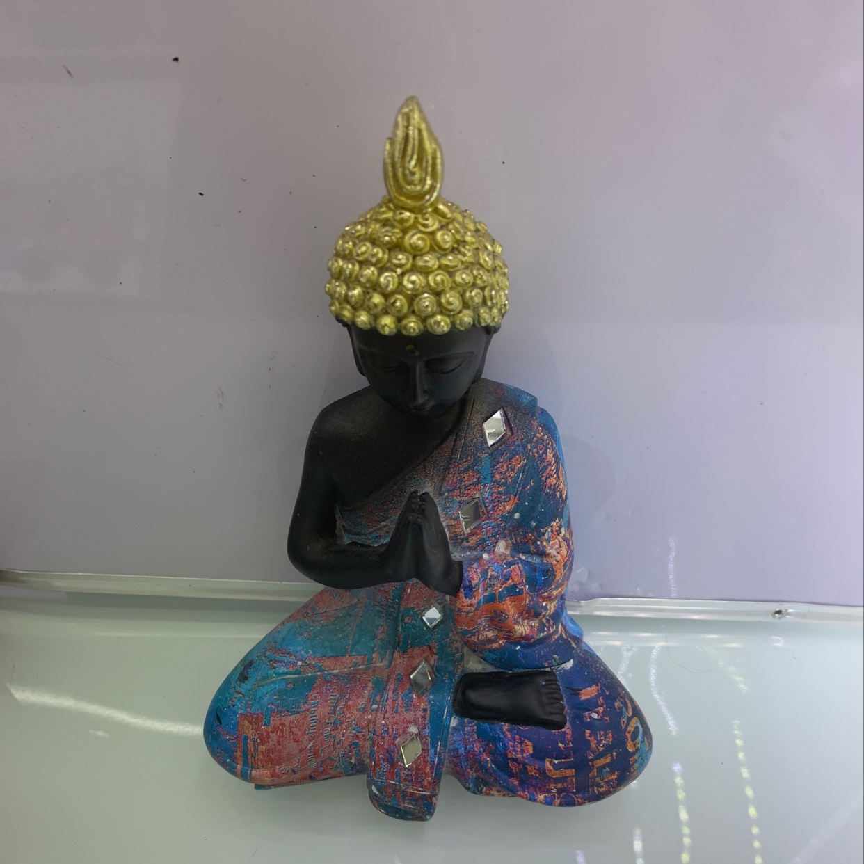 Resin handicraft