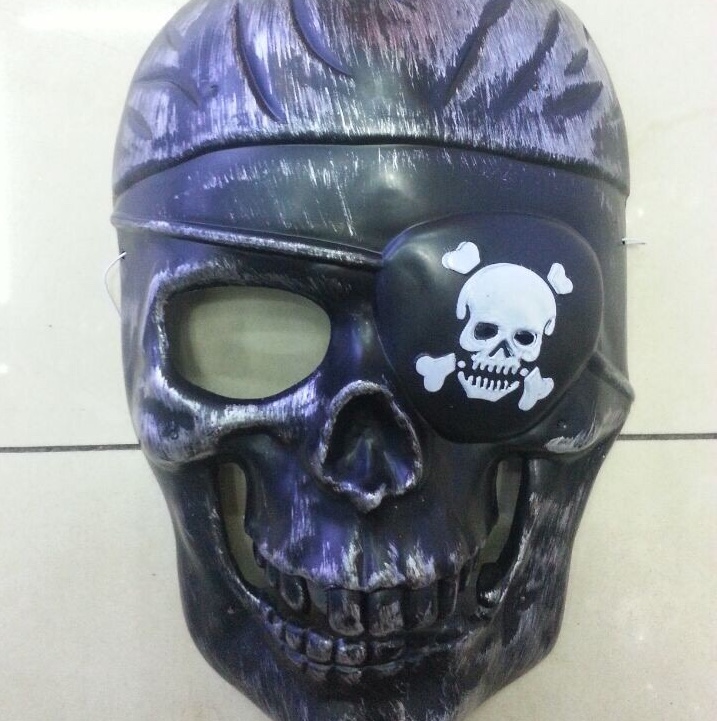 Child pirate mask
