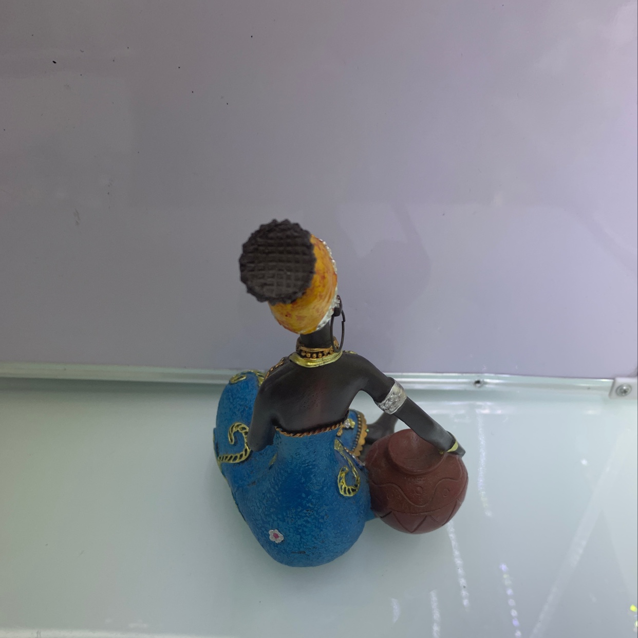 Resin handicraft thumbnail