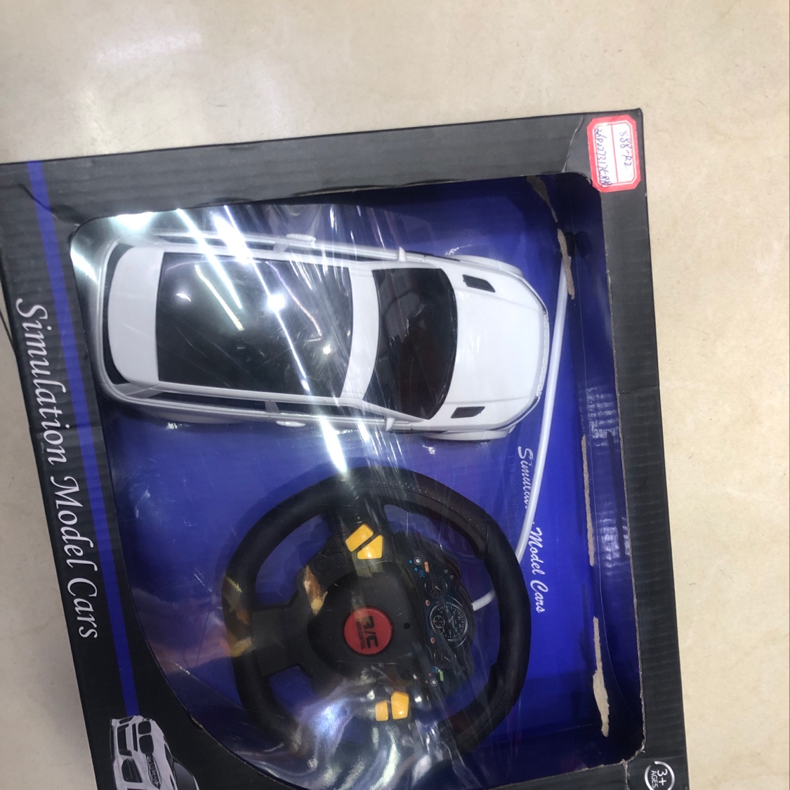 玩具 白色汽车