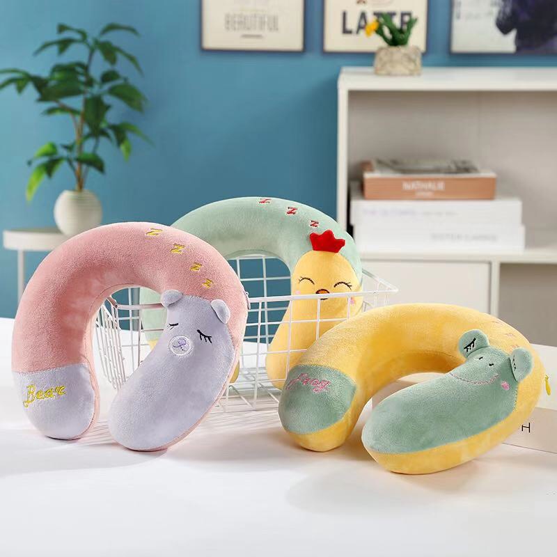 U-shaped pillow for children
