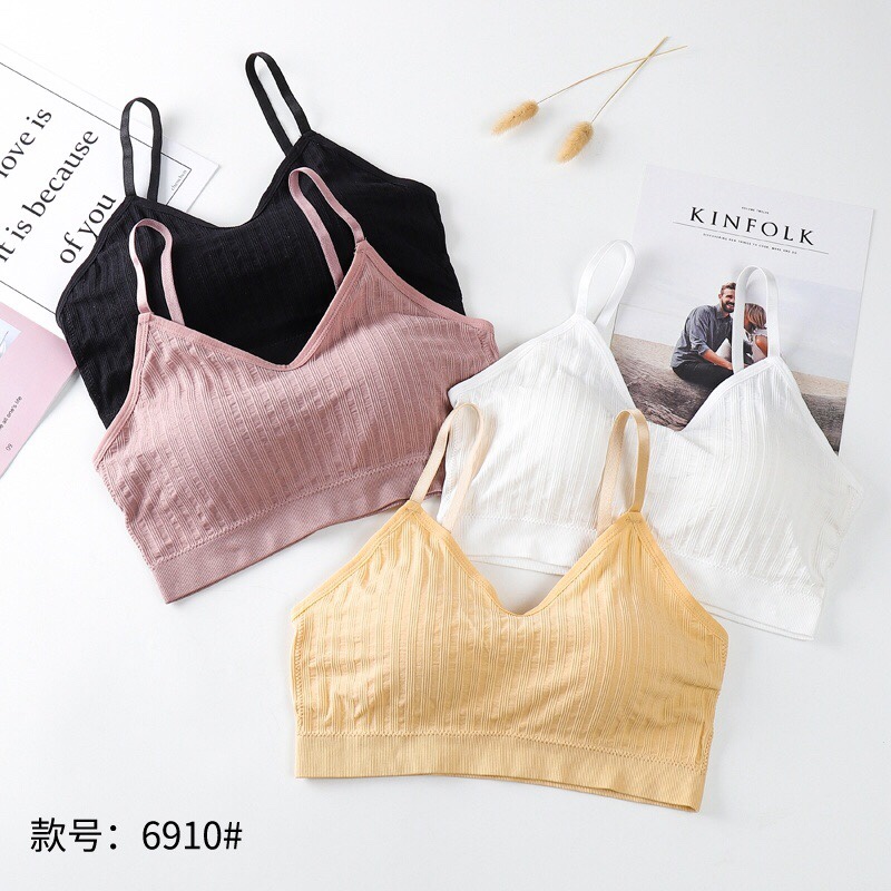 6910#一体式不可拆卸胸垫可调节肩带裹胸内衣
尺码:均码(建议90~150斤)
颜色:黑色,肤色,白色,豆沙