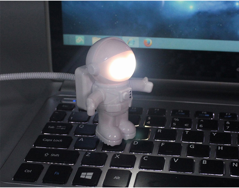مصابيح "USB" الخاصة بمصابيح "USB" الخاصة برواد الفضاء في الأمازون detail image 13