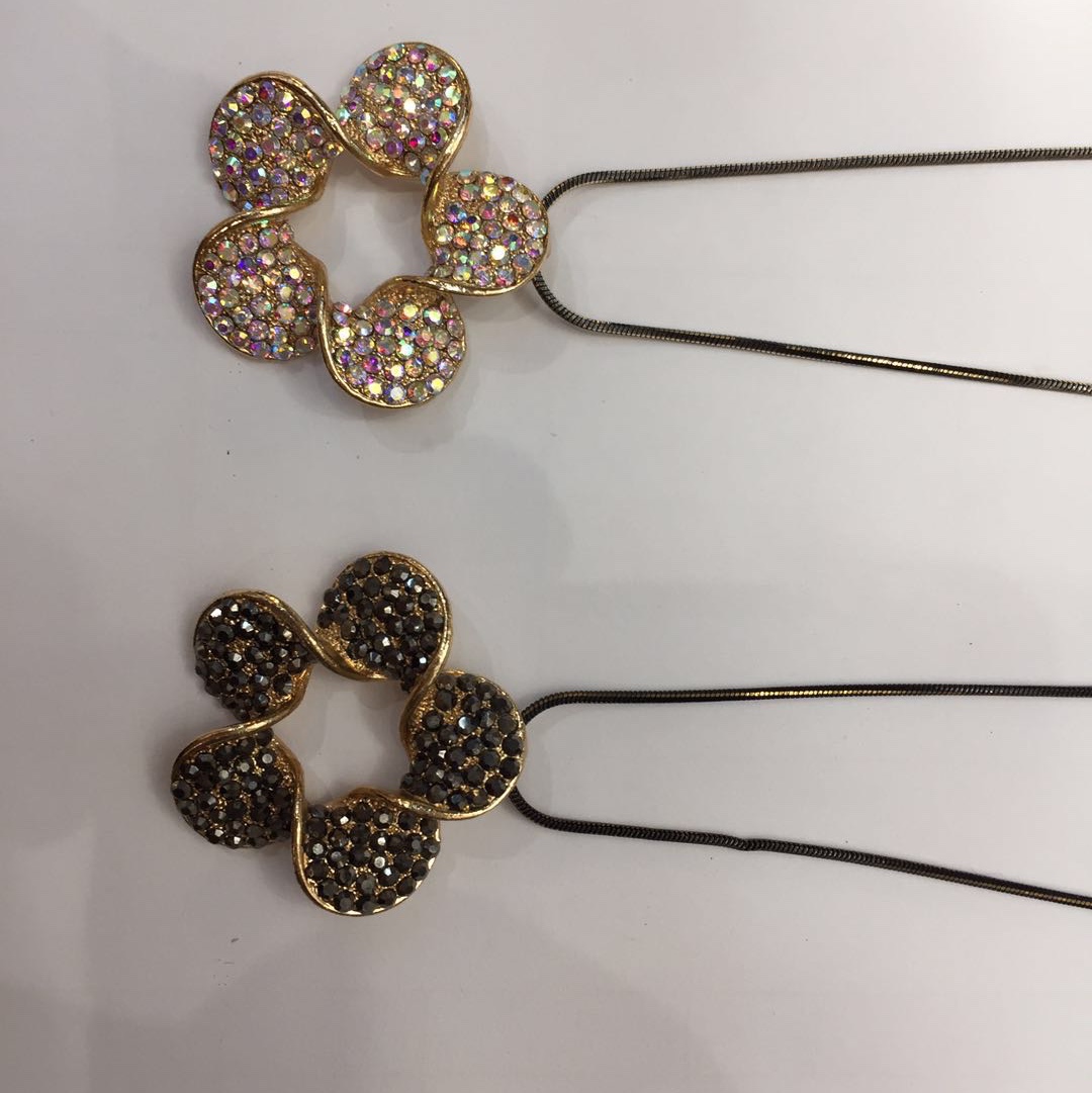 Fashion Korean version sweater chain