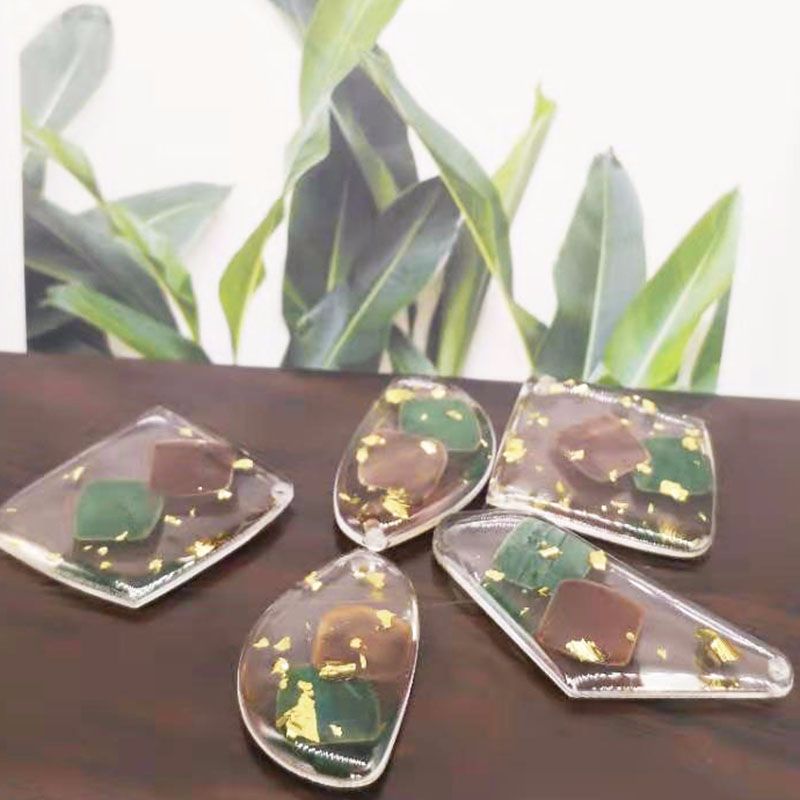 Handmade epoxy resin real flower gold foil new Korean small clear earrings, ear studs, ear clips, ear hooks DIY material accessories Specification image