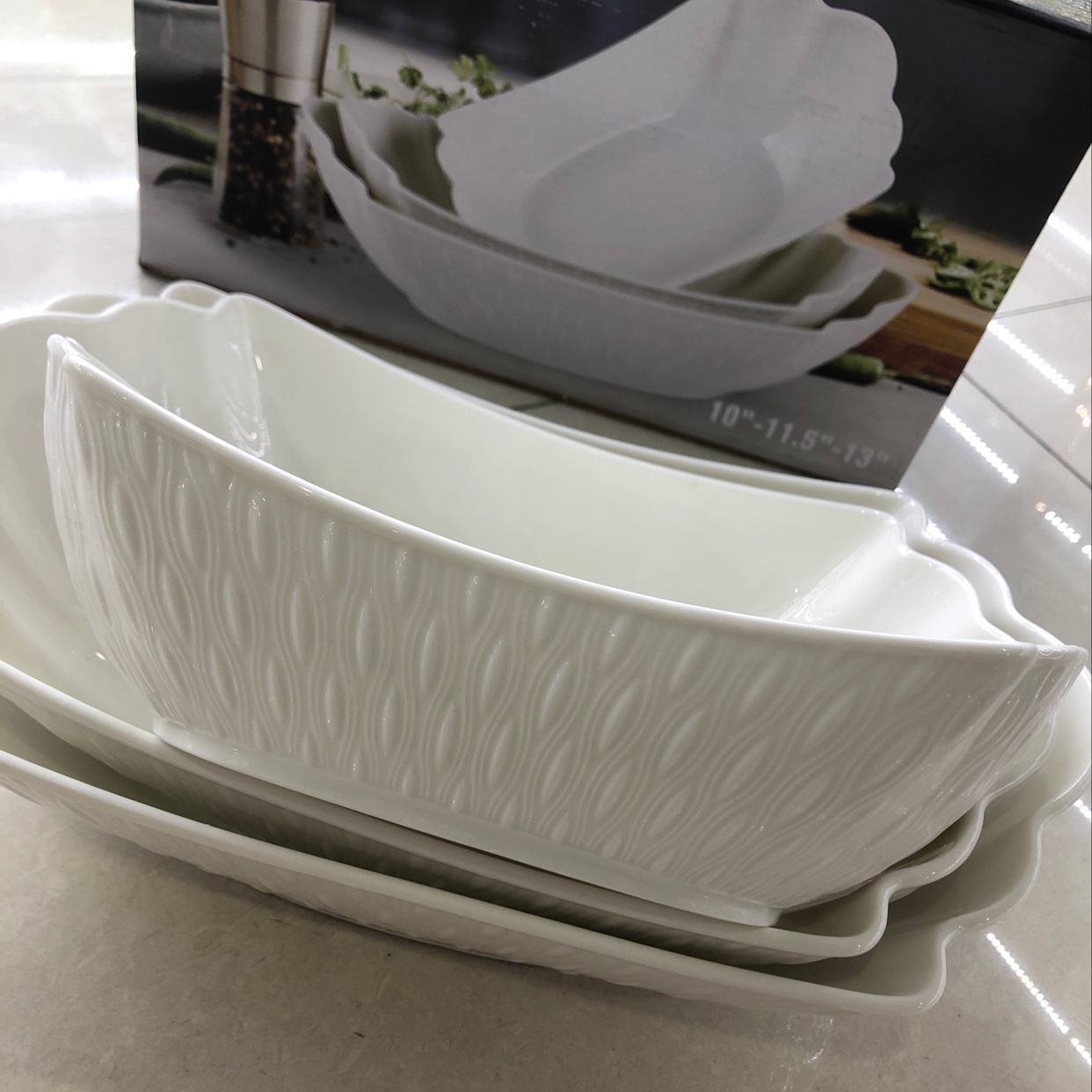 Three sets of 10-inch, 11.5-inch and 13-inch square bowls details Picture