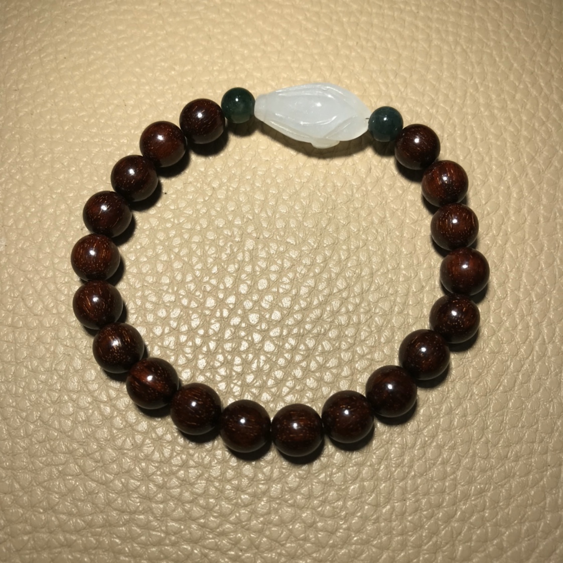 44mm purple sandalwood magnolia flower bracelet